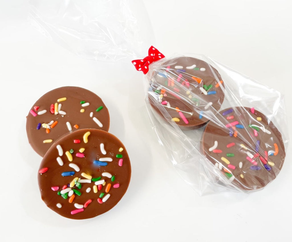 Bag of 2 Chocolate Covered Oreos with Little Bow