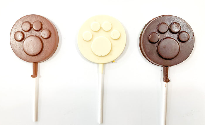 Paw Print Chocolate Pops