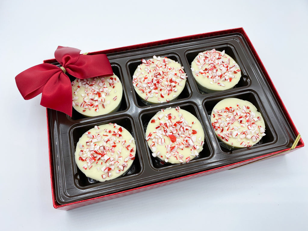 White Chocolate Covered Valentine's Oreos with peppermint